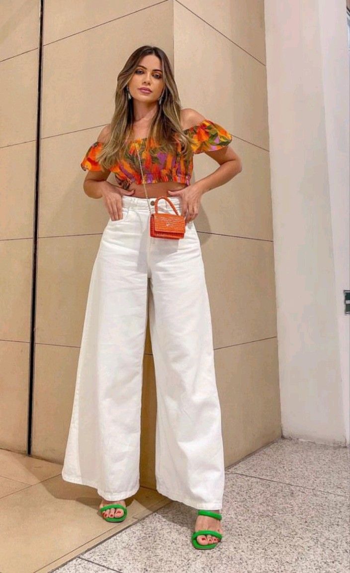 White Wide-Leg Pants and Green Sandals